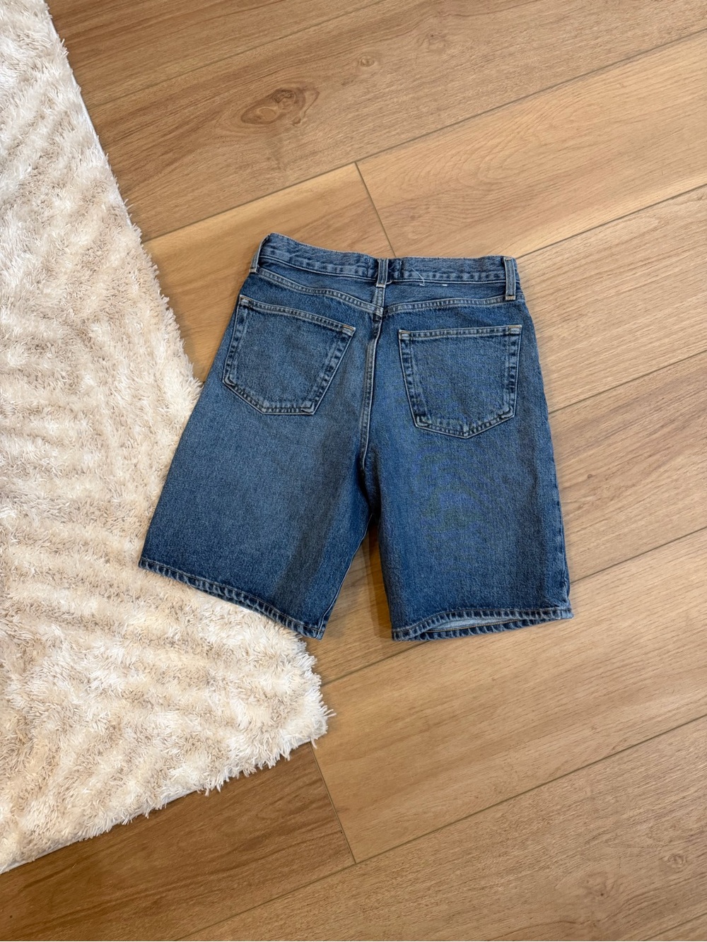 Agolde Risha denim shorts - Picture 2 of 5